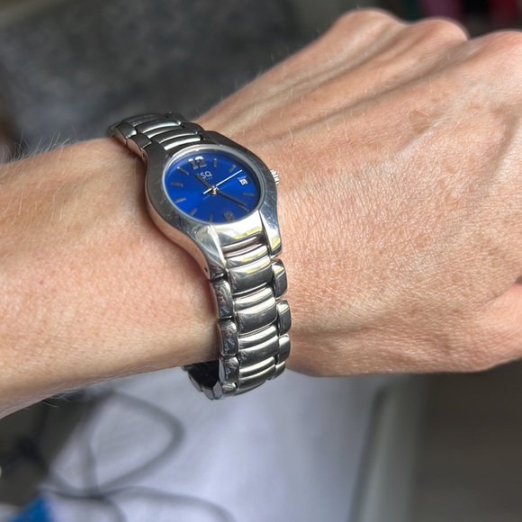 ESQ ladies watch - Picture 2 of 11